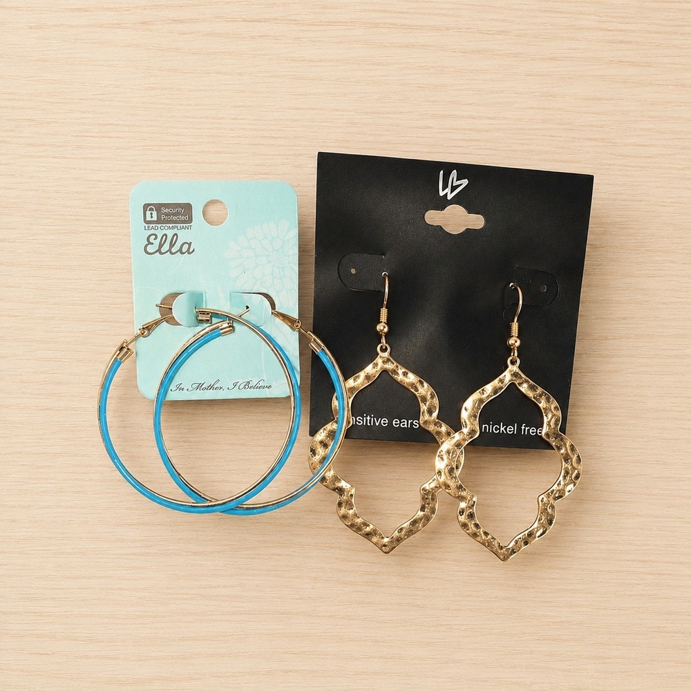 2 Pairs Women's Fashion Earrings Gold Quatrefoil Dangle & Blue Hoop Set